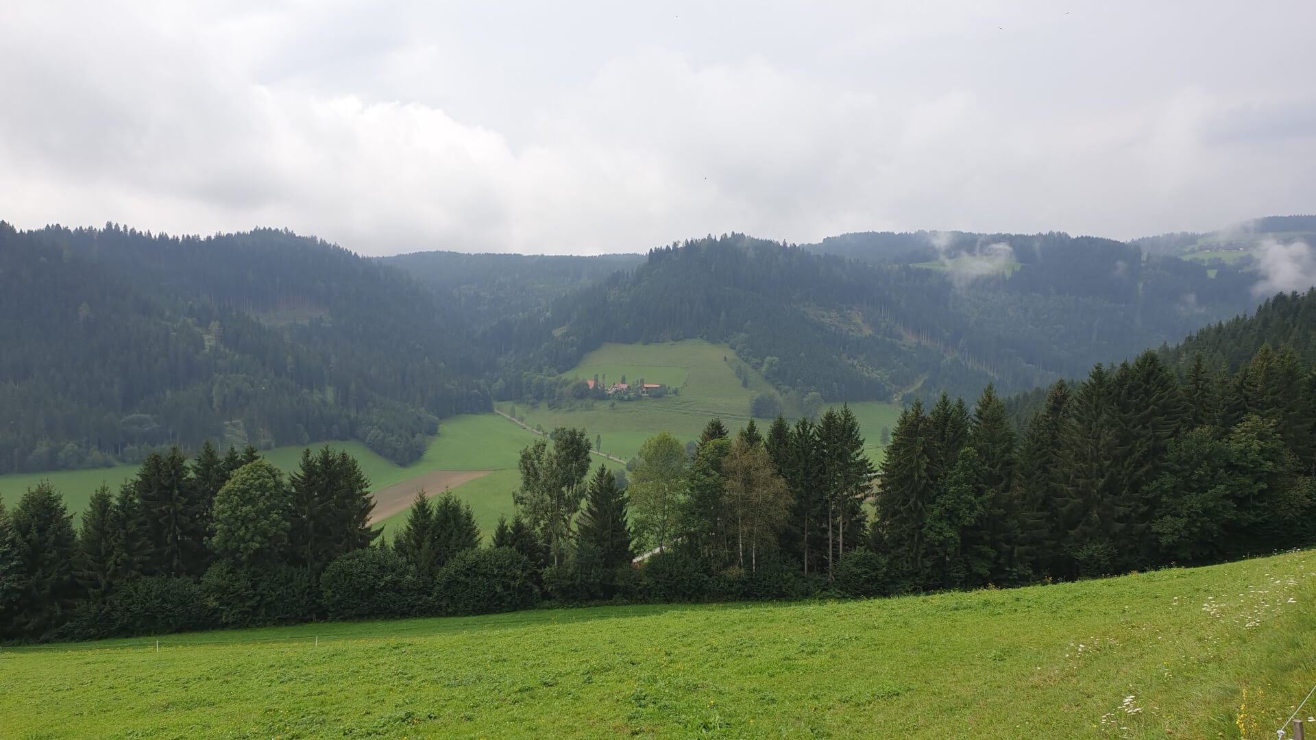 Sechs Länder Motorradtour