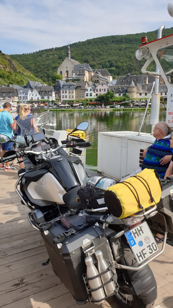 Sechs Länder Motorradtour