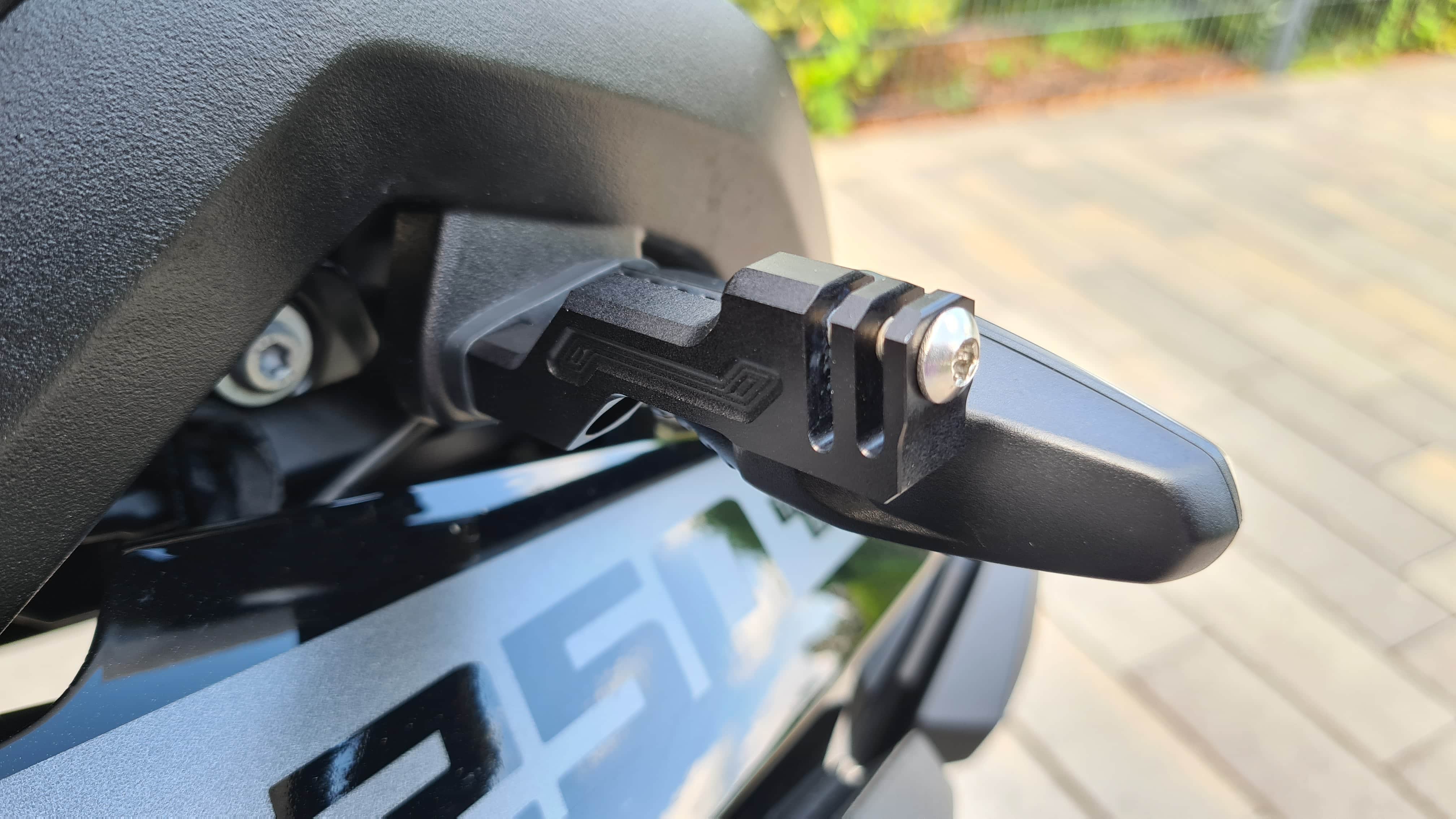 GoPro Blinker Halterung für BMW GS von Thronebikeparts