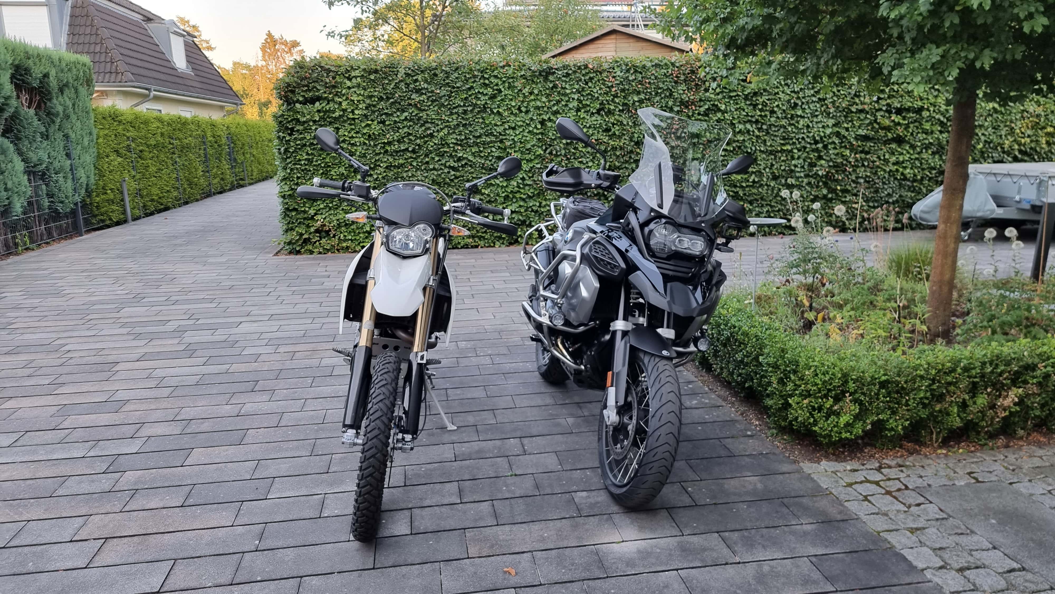Vergleich der Größe zwischen BMW G 650 XChallenge und BMW R 120 GSA