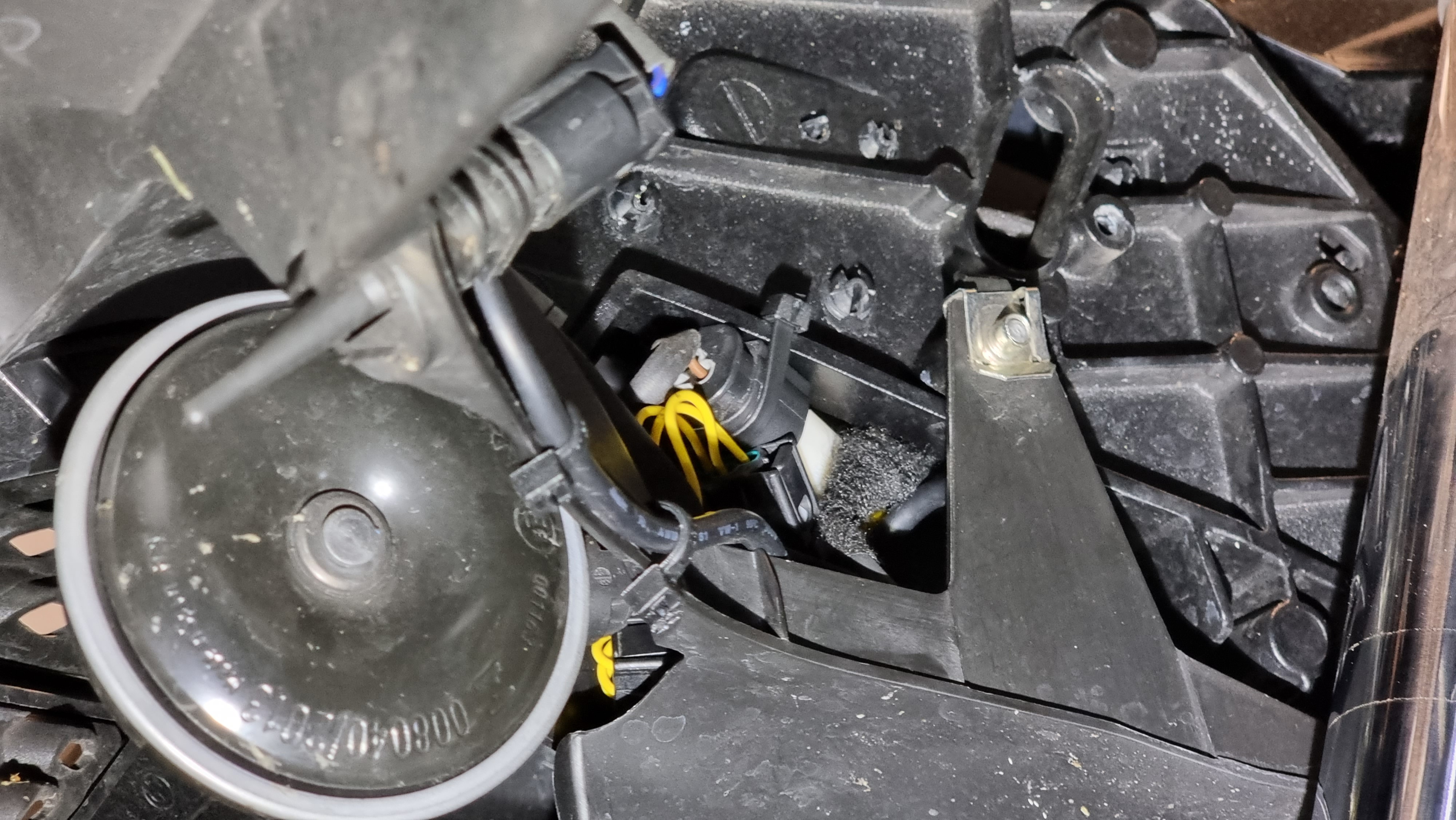 Wo ist der Cartool-Stecker bei einer BMW R 1200 GS bzw. R 1250 GS